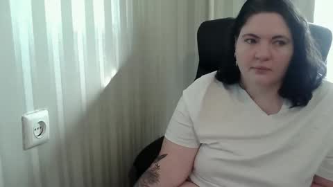 Snapshot of olyaandnetty chatting on October 30, 2025, 7:54 am OlyaAndNetty online show from October 30, 2025, 7:54 am