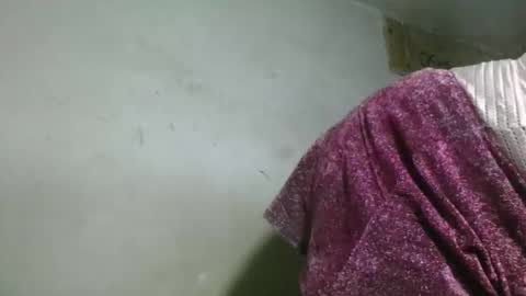 olyvienne90 online show from December 2, 2025, 9:10 pm