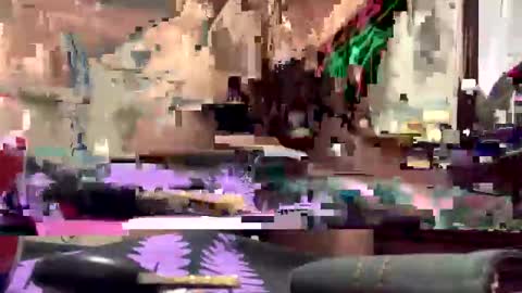 omar9701 online show from April 5, 2026, 3:26 am