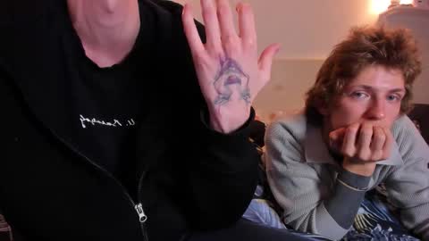 Snapshot of omg_pie chatting on October 14, 2025, 9:26 pm Mars online show from October 14, 2025, 9:26 pm