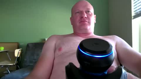 omijonny online show from September 28, 2025, 9:42 pm