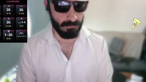 ona nisme online show from March 25, 2026, 6:08 am