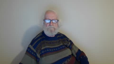 Somewhere over the rainbow online show from January 7, 2025, 9:03 pm