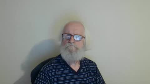 Somewhere over the rainbow online show from September 23, 2025, 8:12 pm