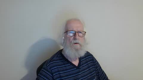 Somewhere over the rainbow online show from September 24, 2025, 7:50 pm