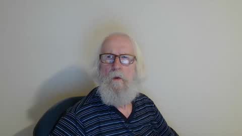 Somewhere over the rainbow online show from September 28, 2025, 8:47 pm