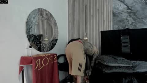 Snapshot of onceagain97_ chatting on October 16, 2025, 7:37 pm ... online show from October 16, 2025, 7:37 pm