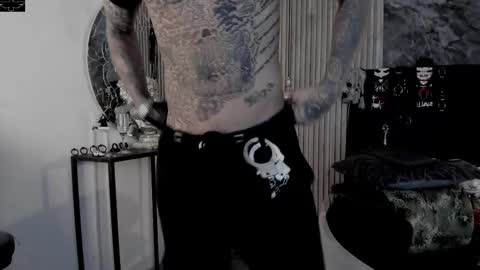 Snapshot of onceagain97_ chatting on October 30, 2025, 8:09 pm ... online show from October 30, 2025, 8:09 pm