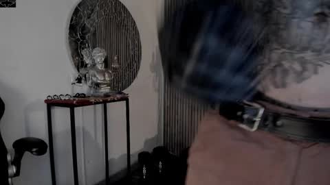 Snapshot of onceagain97_ chatting on November 5, 2025, 3:39 am ... online show from November 5, 2025, 3:39 am