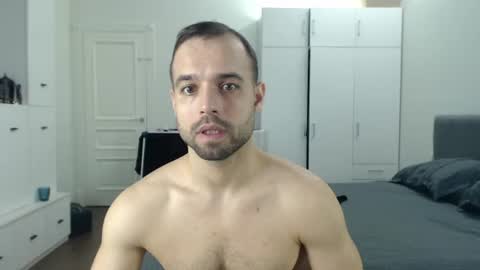 onebestlover online show from June 13, 2026, 9:40 am