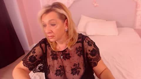 Nicole online show from December 4, 2025, 5:39 am