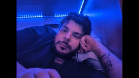 Snapshot of onecrew1 chatting on October 4, 2025, 4:38 pm onecrew1 online show from October 4, 2025, 4:38 pm