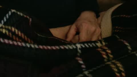 Snapshot of onehanglow chatting on February 16, 2025, 11:48 pm Butch online show from February 16, 2025, 11:48 pm