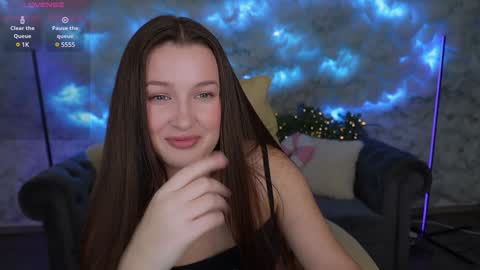Snapshot of onelaya chatting on February 5, 2025, 8:25 pm L A Y A online show from February 5, 2025, 8:25 pm