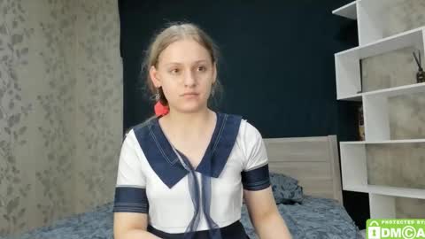 onelovelyalice online show from January 28, 2025, 8:26 pm