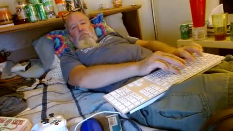 Snapshot of onemattu chatting on September 18, 2025, 5:31 am Mattu online show from September 18, 2025, 5:31 am