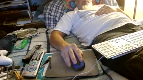 Snapshot of onemattu chatting on October 10, 2025, 6:56 am Mattu online show from October 10, 2025, 6:56 am