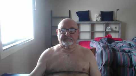 Onemoretime65 online show from March 26, 2026, 2:44 pm