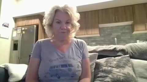 couple mature milf bigboobs curvy mommydaddy online show from December 8, 2024, 3:00 am