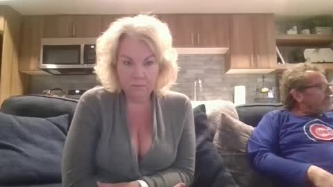 couple mature milf bigboobs curvy mommydaddy online show from December 10, 2024, 9:54 pm