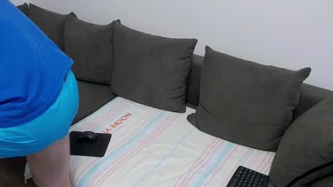 onesexyguy4u online show from January 11, 2025, 2:47 pm