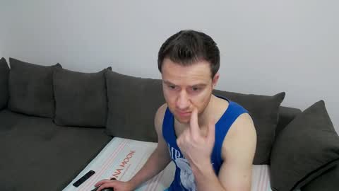 onesexyguy4u online show from January 26, 2025, 8:46 am