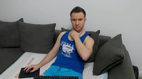 onesexyguy4u online show from March 1, 2025, 11:37 pm