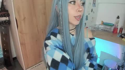 Snapshot of oni_dakotta chatting on February 19, 2026, 12:12 pm oni_dakotta online show from February 19, 2026, 12:12 pm