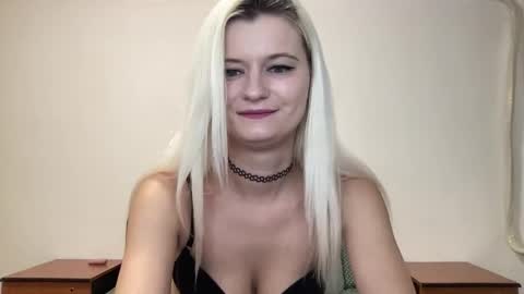 Snapshot of onika_cox chatting on September 16, 2025, 9:16 pm Onika online show from September 16, 2025, 9:16 pm