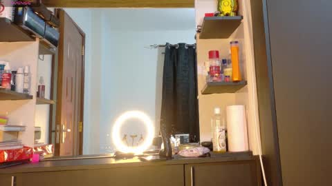 Bestie online show from April 7, 2026, 8:59 am