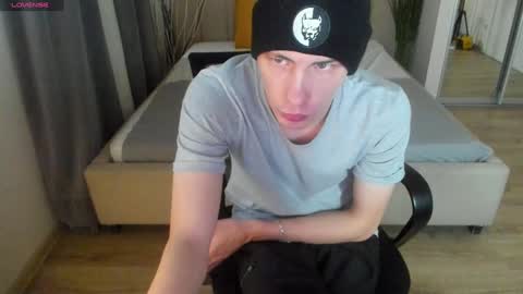 Snapshot of only_eric chatting on January 13, 2025, 12:24 pm Erick online show from January 13, 2025, 12:24 pm