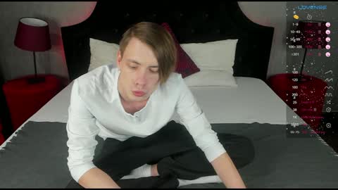 Snapshot of only_eric chatting on February 3, 2025, 3:59 pm Erick online show from February 3, 2025, 3:59 pm