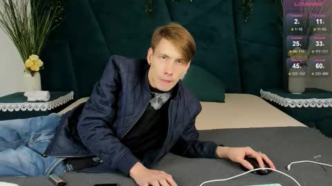 Erick  online show from November 30, 2025, 6:06 am