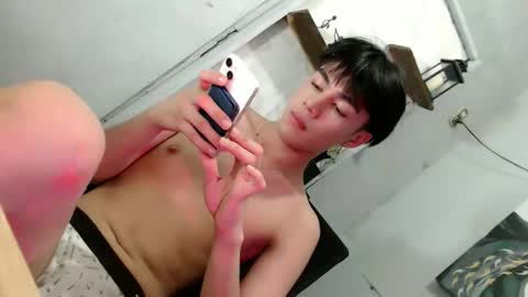 MAU online show from March 25, 2026, 12:11 pm