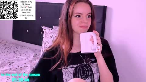 only_sarah1 online show from February 17, 2025, 8:36 pm