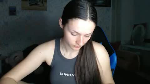 Amalia online show from March 15, 2026, 6:03 pm