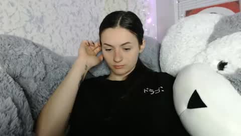 Snapshot of only_ubutterfly chatting on April 28, 2026, 5:29 pm Amalia online show from April 28, 2026, 5:29 pm