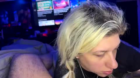 Onlyanda11 online show from January 18, 2026, 4:38 am