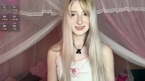 Snapshot of onlyeva1 chatting on June 6, 2026, 8:52 am Eva online show from June 6, 2026, 8:52 am
