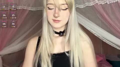 Snapshot of onlyeva1 chatting on July 5, 2026, 7:37 am Eva online show from July 5, 2026, 7:37 am