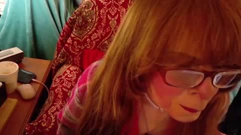 Onlyniki online show from May 3, 2026, 10:05 pm