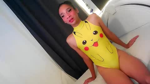 Samantha - DONT FORGET TO FOLLOW AND GIVE ME THUMBS UP online show from September 29, 2025, 3:50 pm