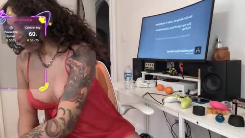 Snapshot of onlystrings chatting on February 13, 2026, 11:12 pm Duo online show from February 13, 2026, 11:12 pm