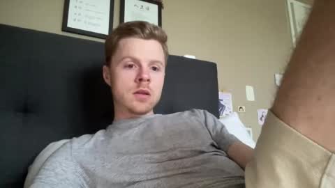 Snapshot of onnmyownface chatting on February 2, 2025, 10:24 am onnmyownface online show from February 2, 2025, 10:24 am