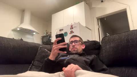 onthecumup69 online show from February 25, 2025, 4:21 pm