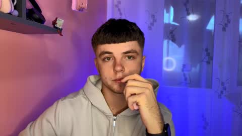 Mike online show from November 17, 2025, 1:17 pm