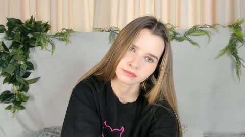 onyxvespera online show from April 30, 2026, 7:14 am