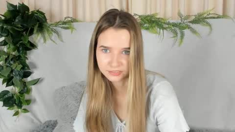 onyxvespera online show from May 15, 2026, 7:04 am