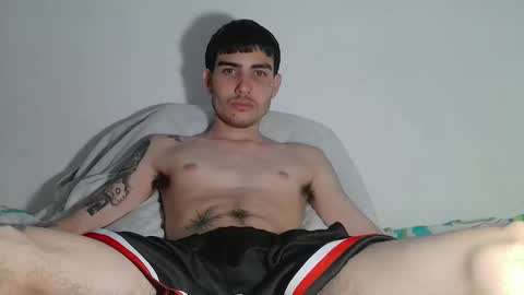 onzas_ online show from March 22, 2026, 10:57 pm