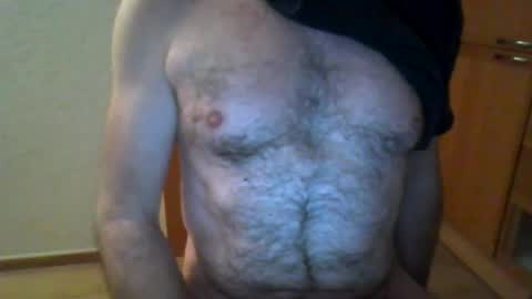 ooehot online show from December 14, 2025, 7:14 am